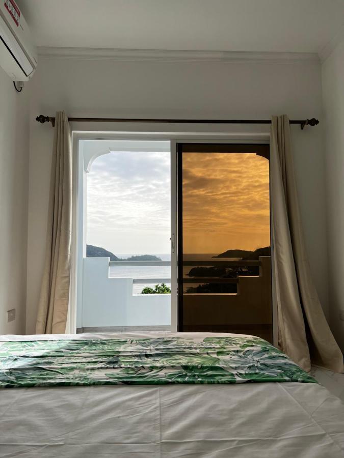 Western Ocean Breeze Self Catering Victoria Bagian luar foto