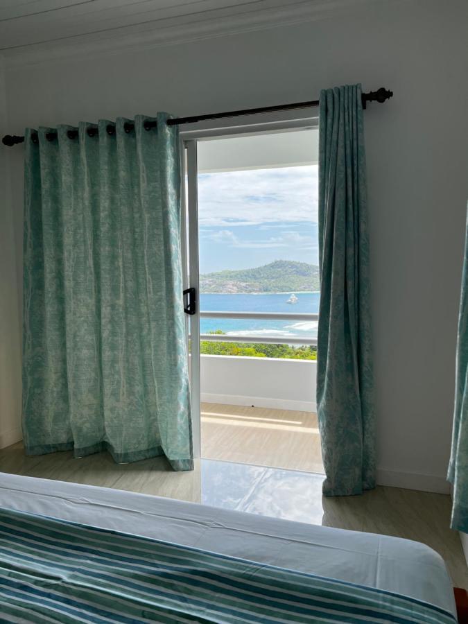 Western Ocean Breeze Self Catering Victoria Bagian luar foto