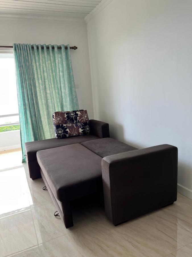 Western Ocean Breeze Self Catering Victoria Bagian luar foto